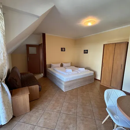 56 Guest house *